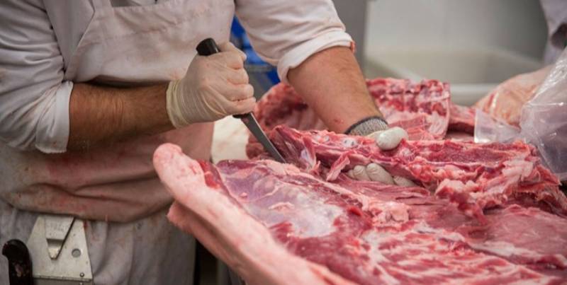 گوشت فاقد برچسب بهداشتی دامپزشکی نخرید